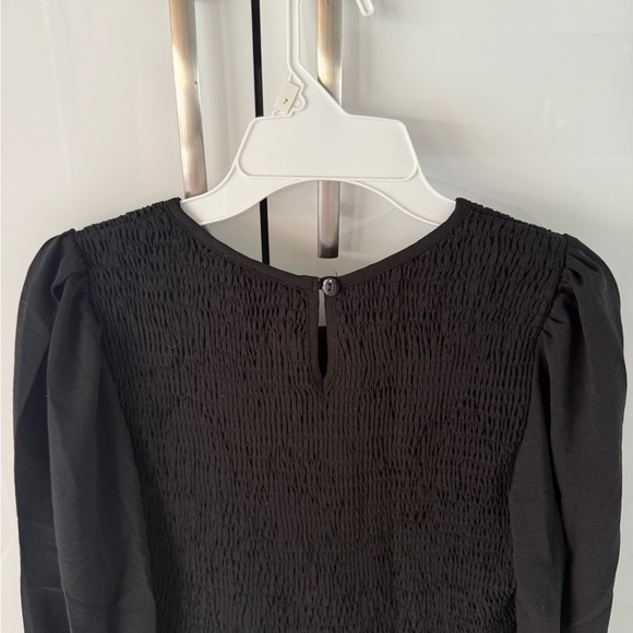 Molly Bracken Black Textured Dress - Picture 4 of 9